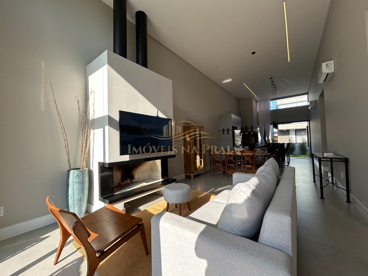 Foto 3 — Casa em Condomínio 4 Dormitório(s) Bairro Sunset