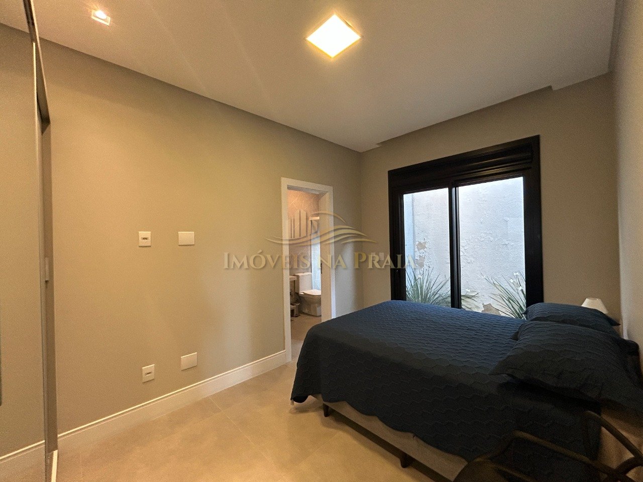 Foto 15 — Casa em Condomínio 4 Dormitório(s) Bairro Sunset