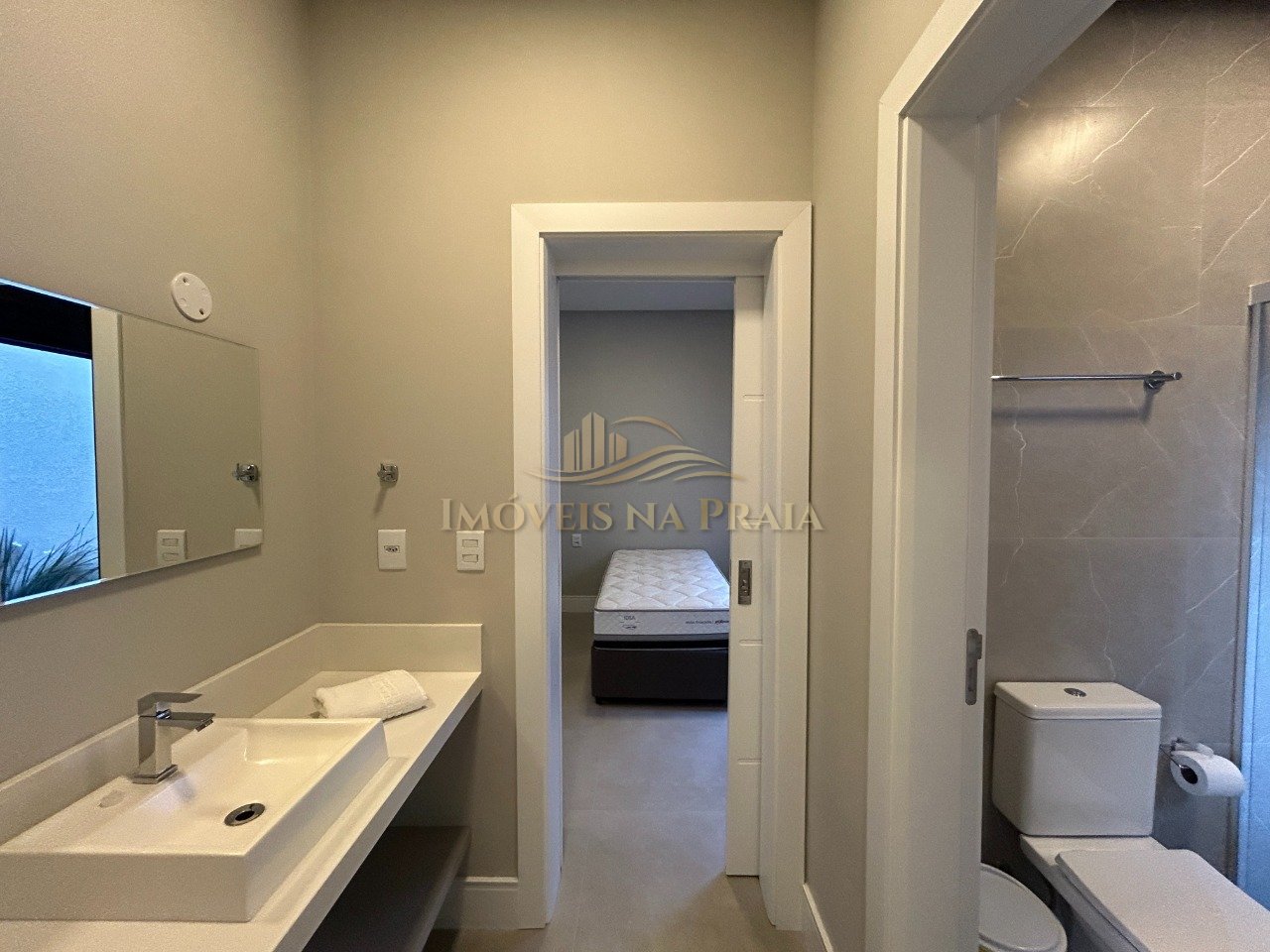 Foto 18 — Casa em Condomínio 4 Dormitório(s) Bairro Sunset