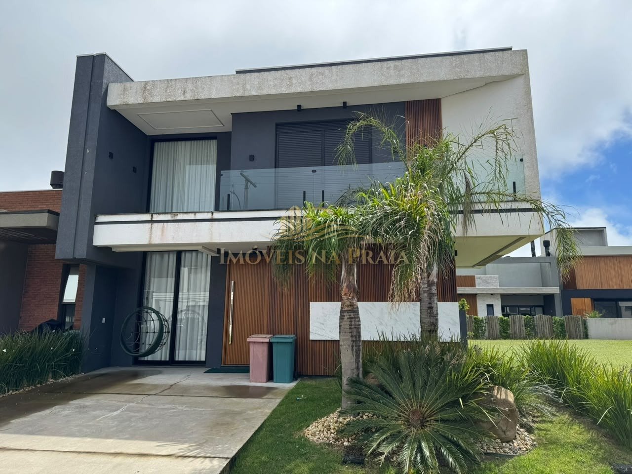 Foto 2 — Casa em Condomínio no Sunset.