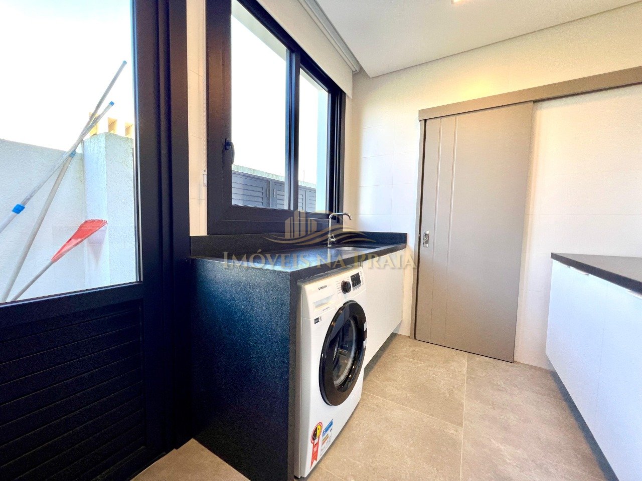 Foto 46 — Casa em Condomínio 5 Dormitório(s) Bairro Sense Xa