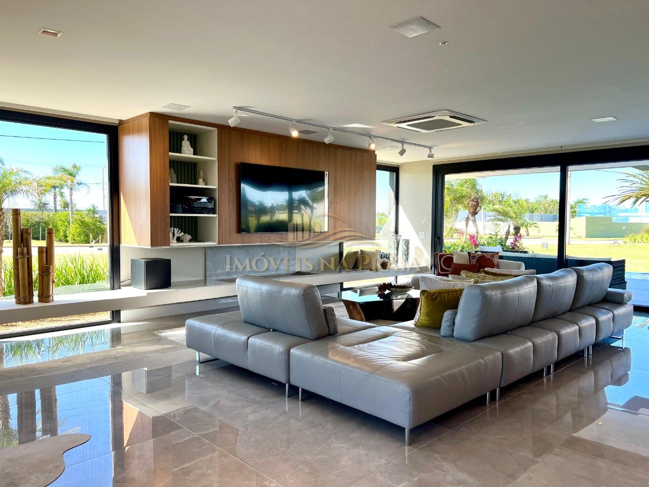 Foto 13 — Casa em Condomínio 5 Dormitório(s) Bairro Sense Xa