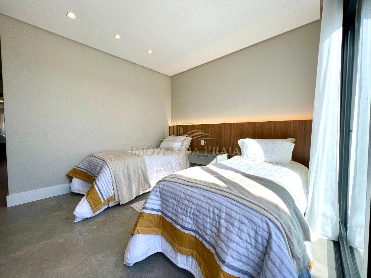 Foto 43 — Casa em Condomínio 5 Dormitório(s) Bairro Sense Xa