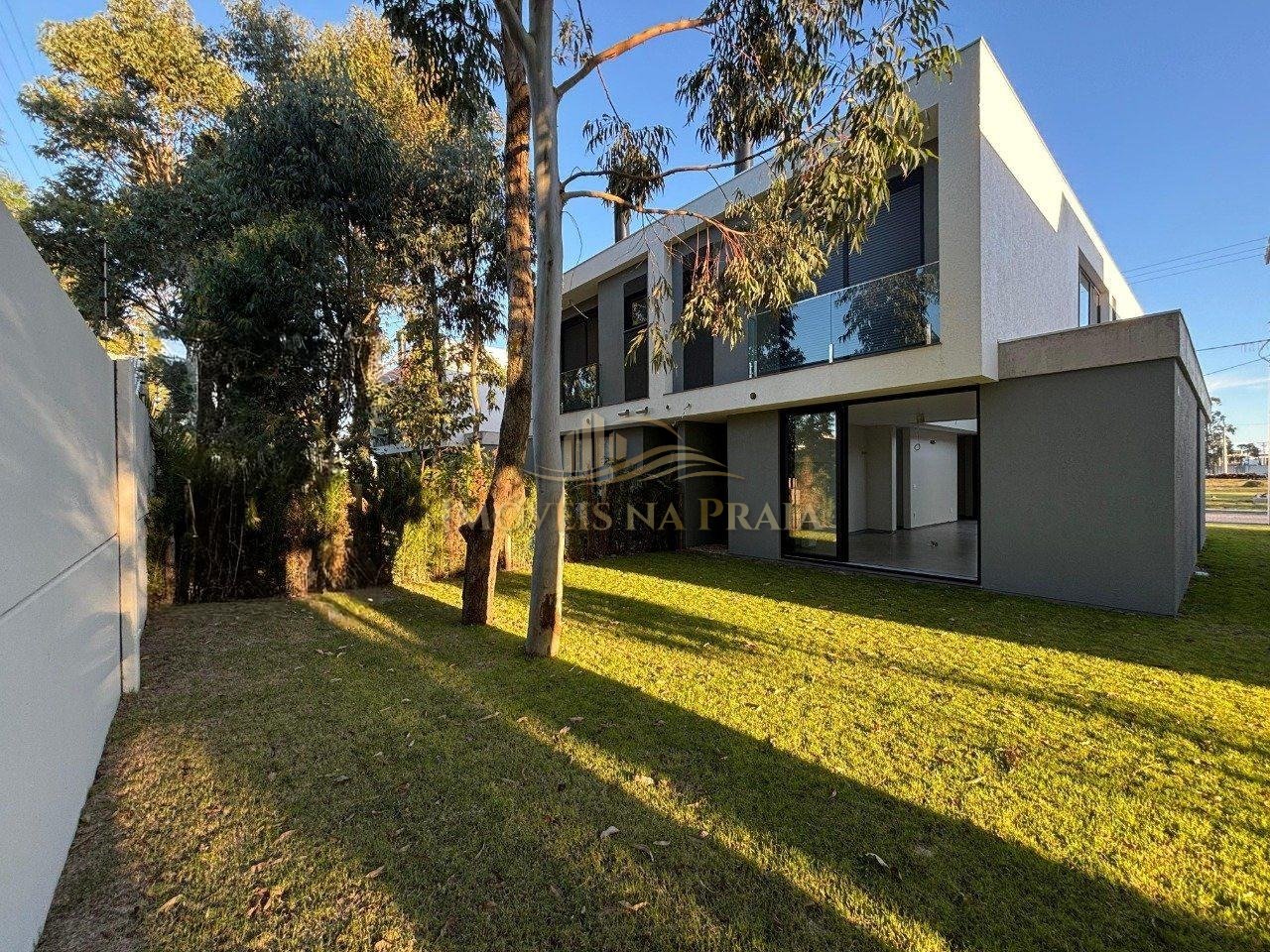 Casa em Condomínio no Amaná Atlântida