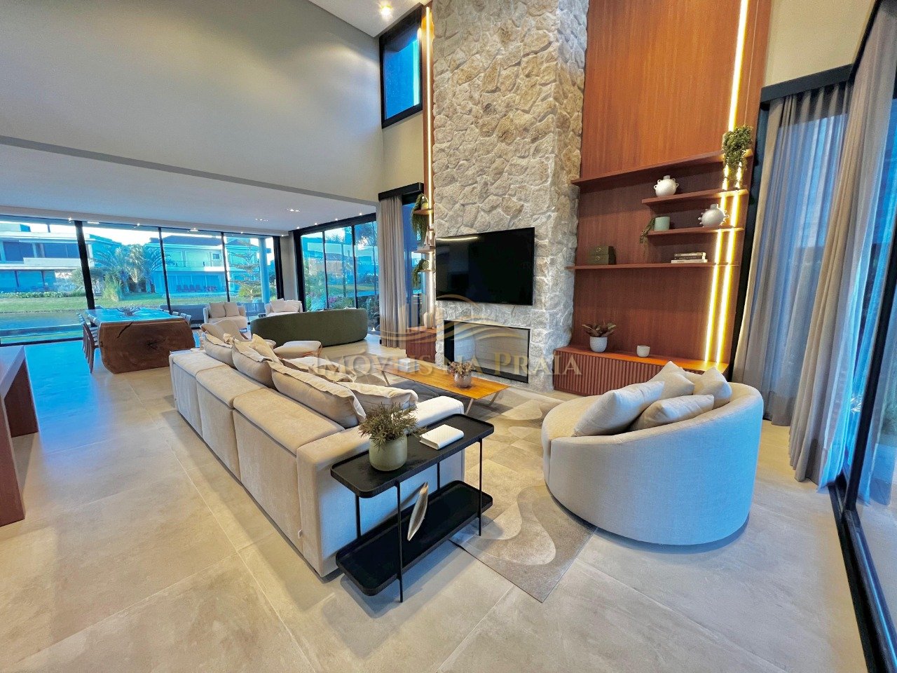 Foto 11 — Casa em Condomínio 6 Dormitório(s) Bairro Enseada