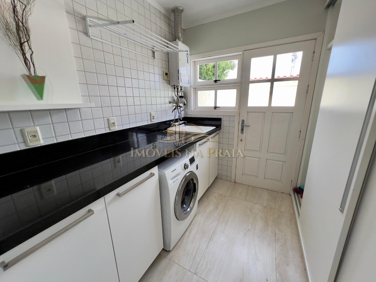 Foto 12 — Casa em Condomínio 4 Dormitório(s) Bairro Villas R