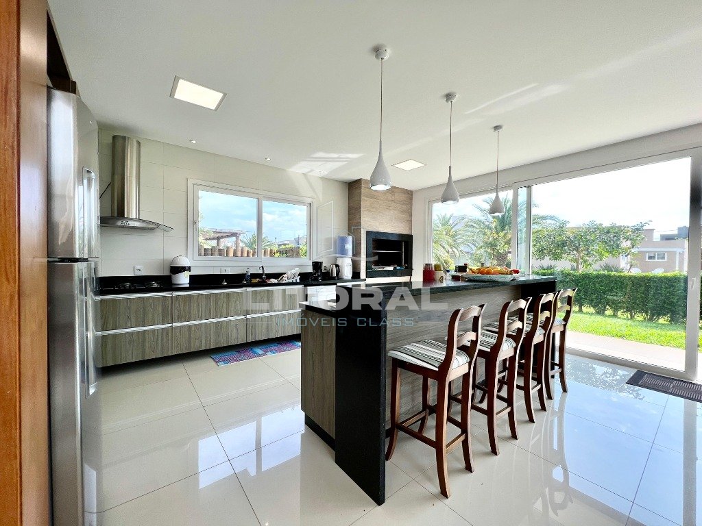 Foto 7 — Casa em Condomínio 4 Dormitório(s) Bairro Ventura