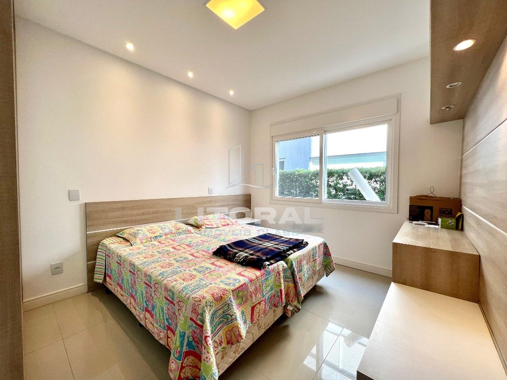 Foto 9 — Casa em Condomínio 4 Dormitório(s) Bairro Ventura