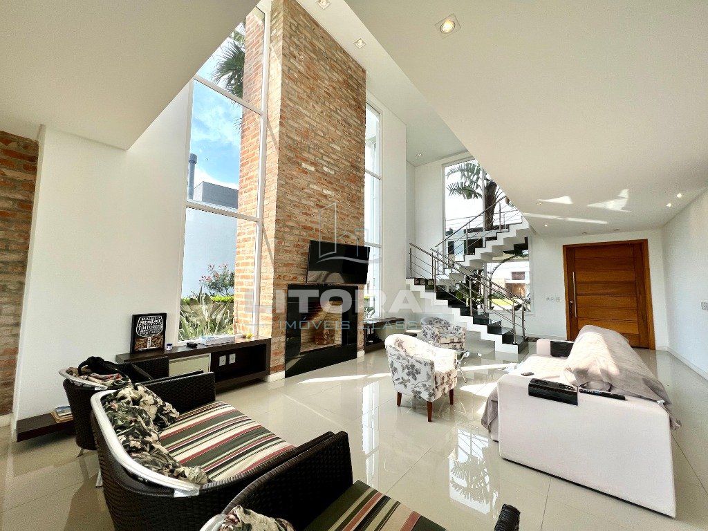 Foto 2 — Casa em Condomínio 4 Dormitório(s) Bairro Ventura