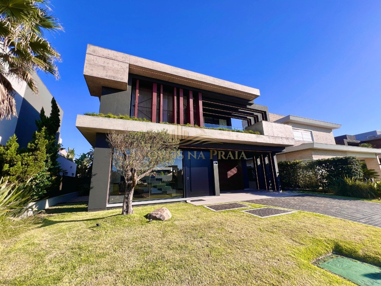 Casa em Condomínio 4 dormitórios no bairro Playa Vista