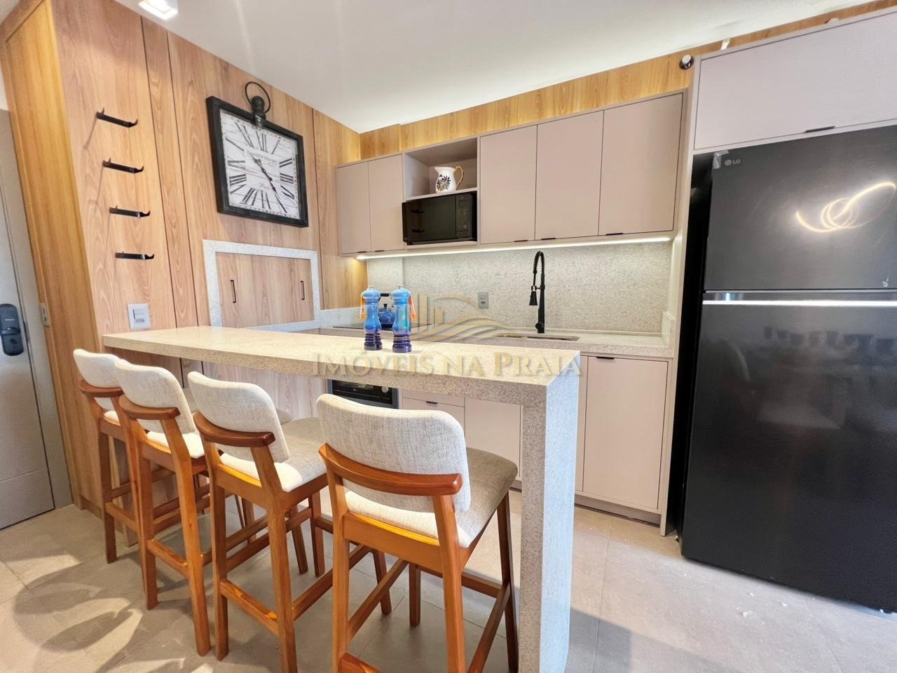 Foto 2 — Apartamento 2 Dormitório(s) Bairro Livin Resort Ho