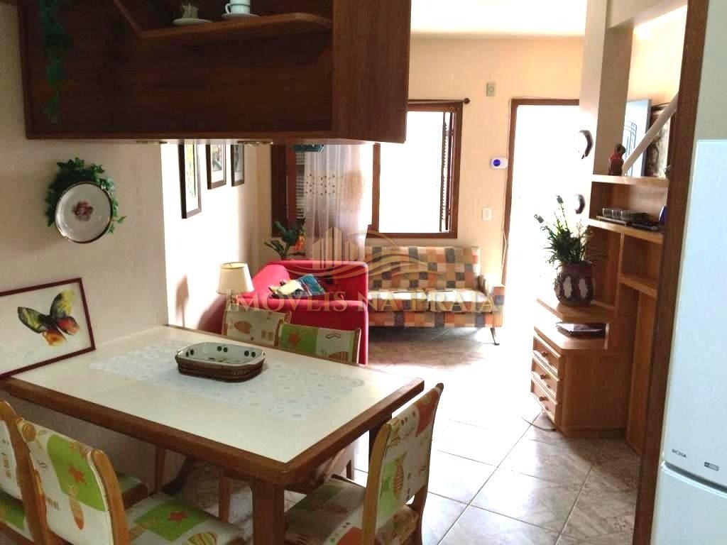 Duplex 2 dormitórios no bairro Centro