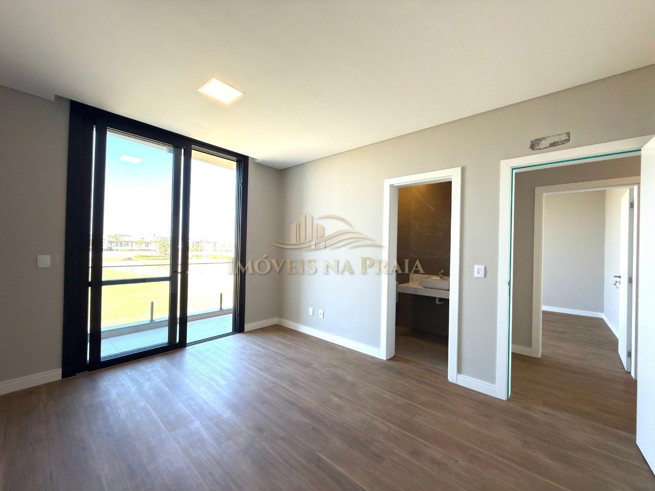 Foto 19 — Casa em Condomínio 4 Dormitório(s) Bairro Amare