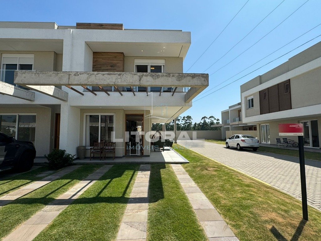 Casa em Condomínio 3 Dormitório(s) Bairro Murano