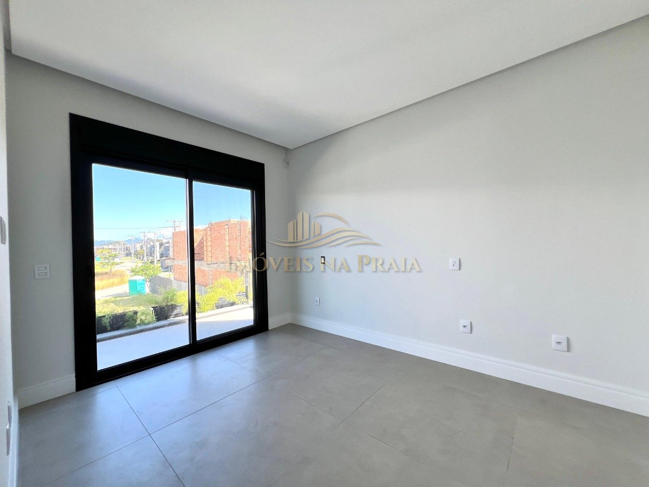 Foto 17 — Casa em Condomínio 4 Dormitório(s) Bairro Sunset