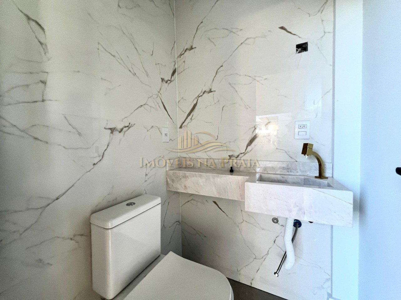 Foto 7 — Casa em Condomínio 4 Dormitório(s) Bairro Sunset