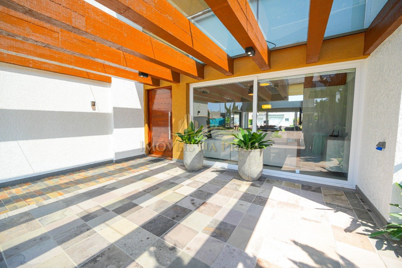 Foto 15 — Casa em Condomínio 4 Dormitório(s) Bairro Malibu B