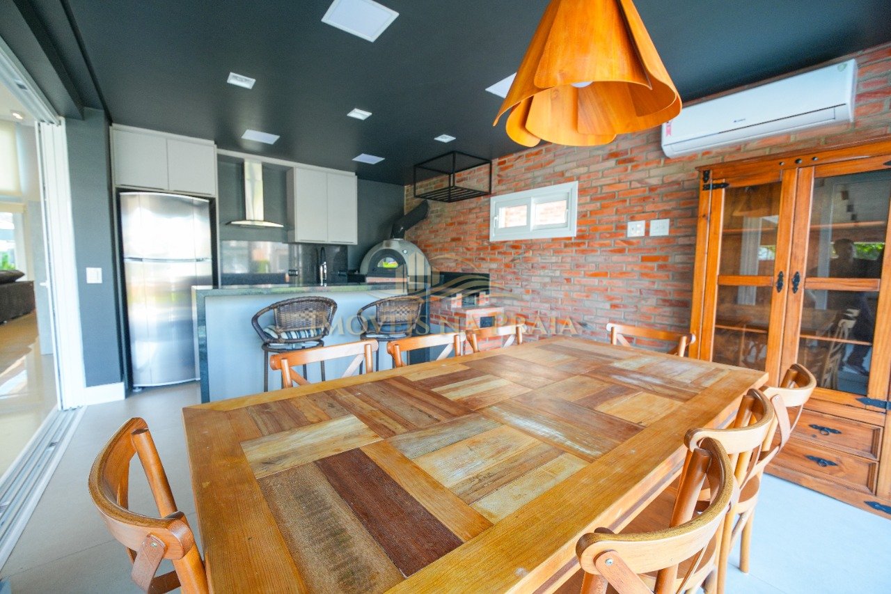 Foto 8 — Casa em Condomínio 4 Dormitório(s) Bairro Malibu B