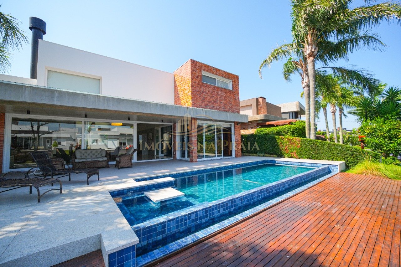 Foto 12 — Casa em Condomínio 4 Dormitório(s) Bairro Malibu B