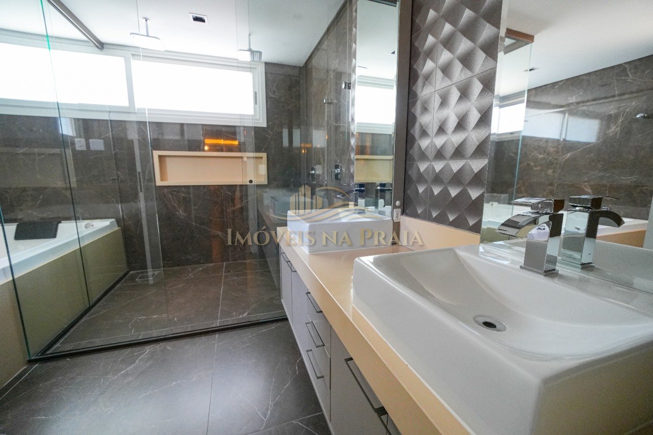 Foto 19 — Casa em Condomínio 4 Dormitório(s) Bairro Malibu B