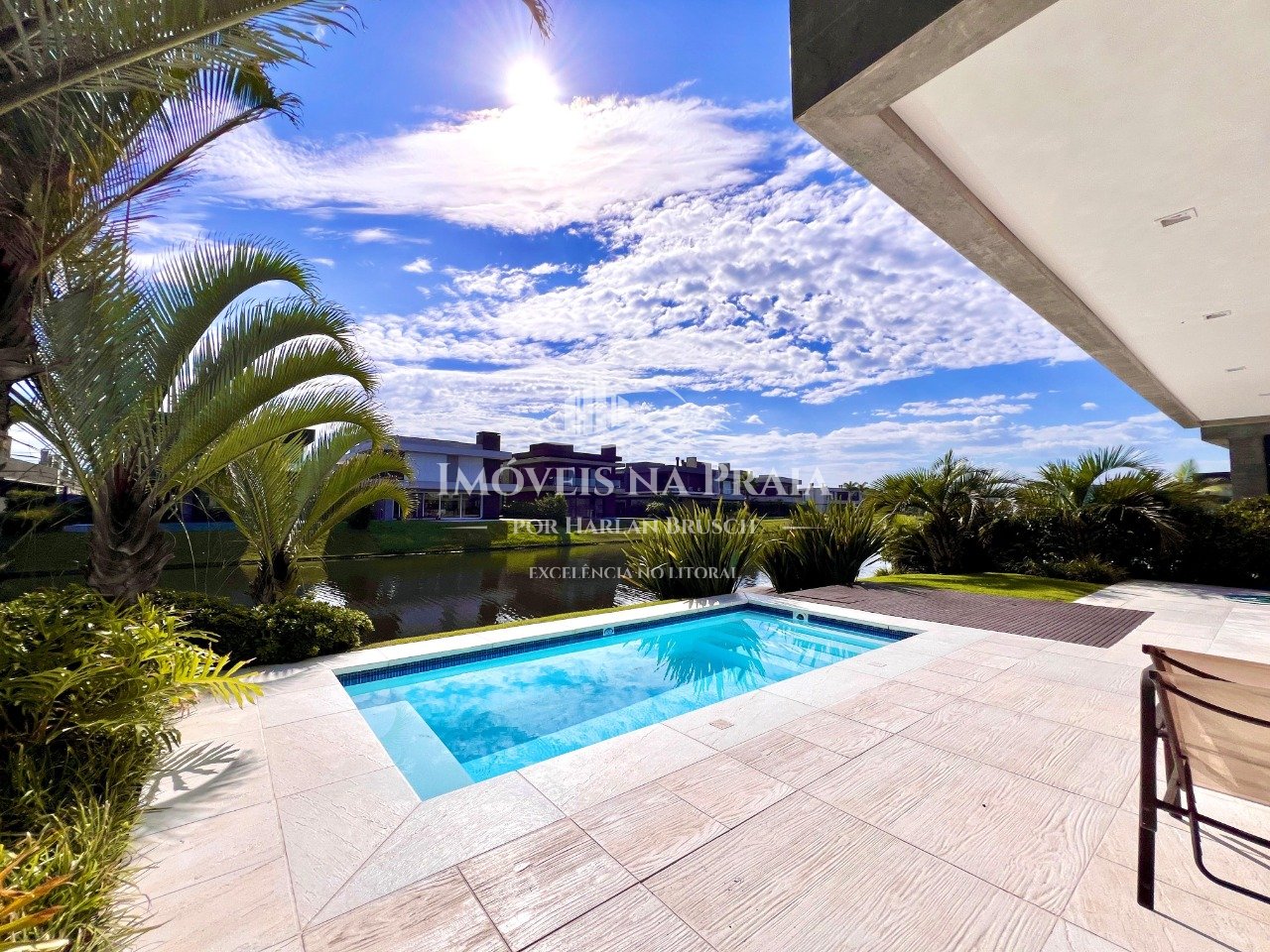 Foto 7 — Casa em Condomínio 4 Dormitório(s) Bairro Celebrat