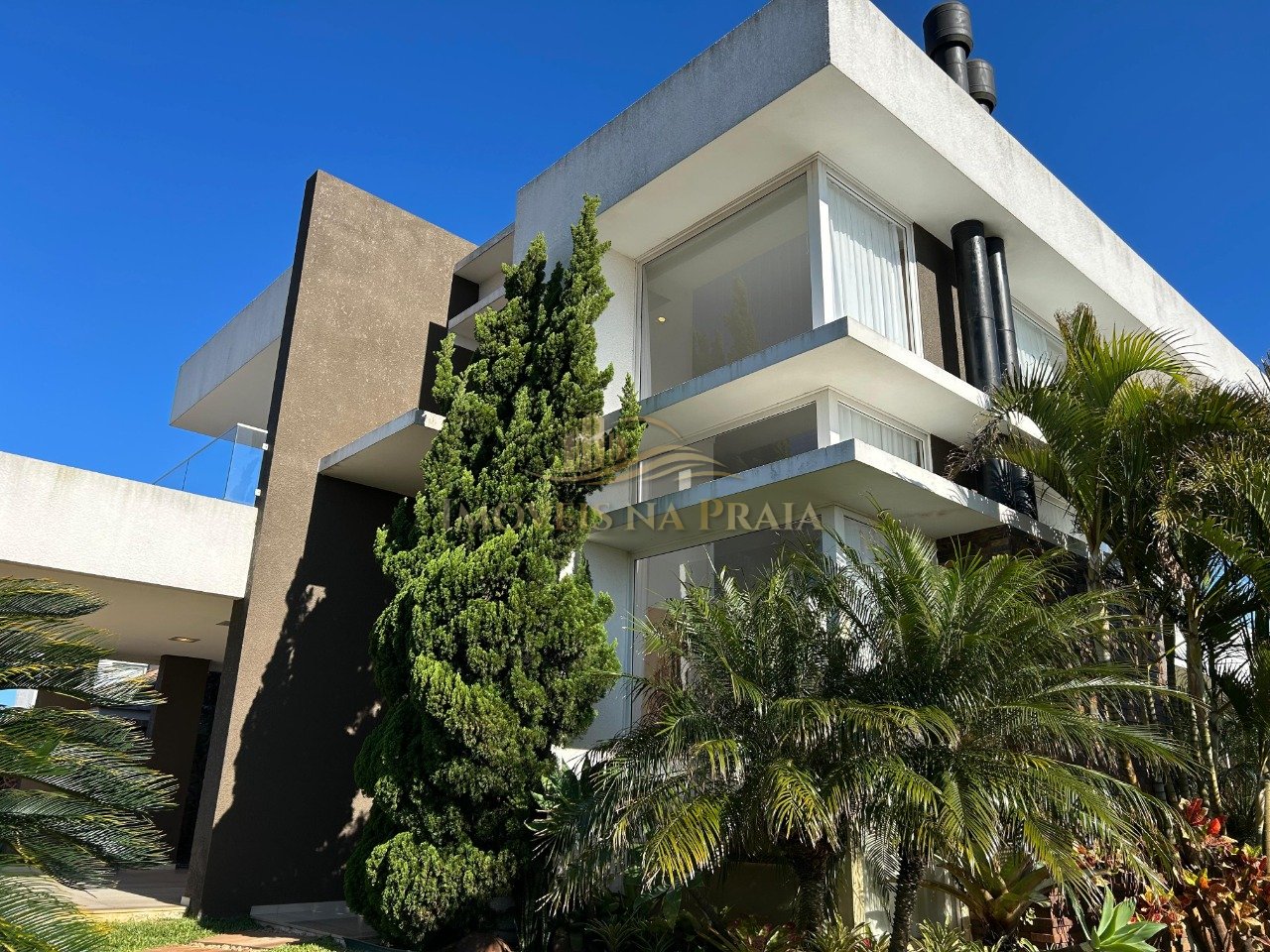 Foto 5 — Casa em Condomínio no Quintas do Lago.