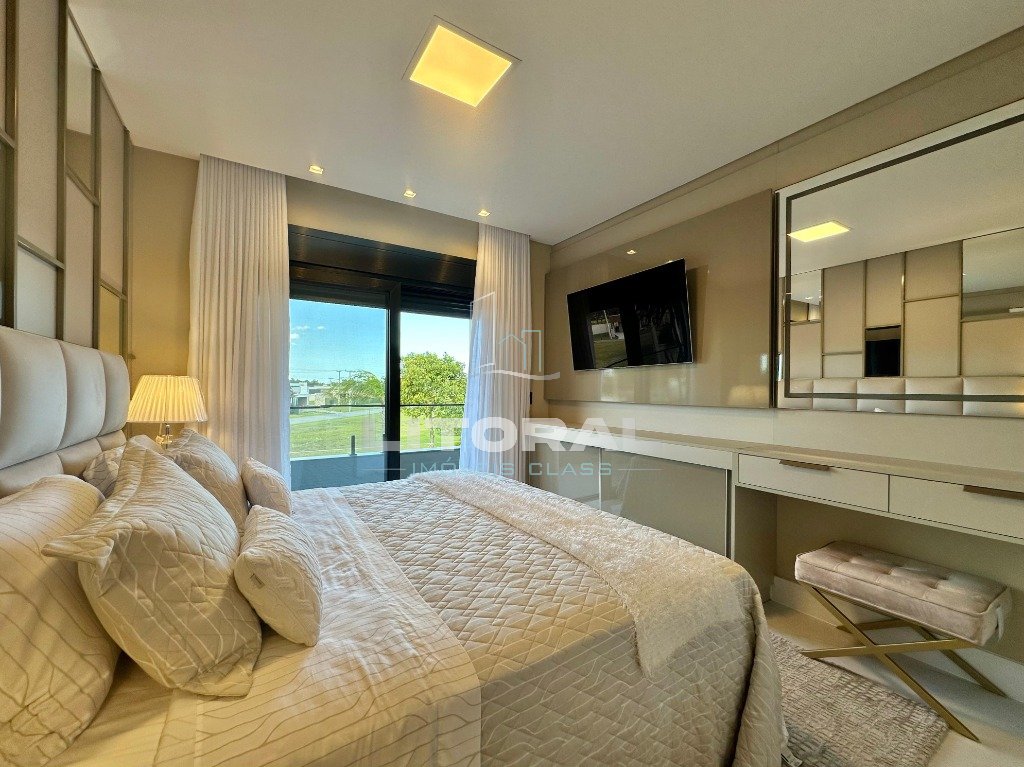 Foto 20 — Casa em Condomínio 4 Dormitório(s) Bairro Terrassu