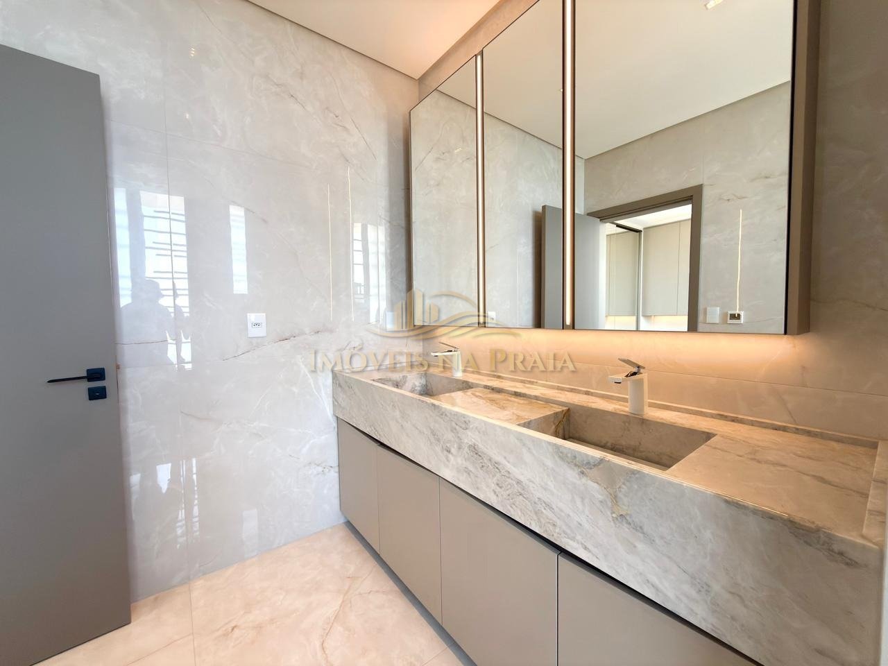 Foto 35 — Casa em Condomínio 5 dormitórios no bairro Amare