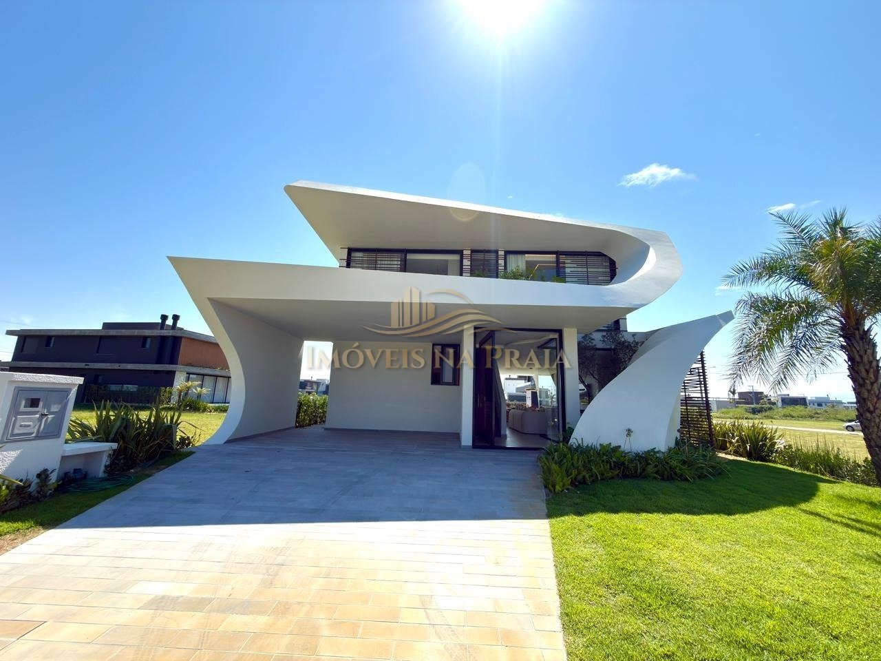 Casa em Condomínio 5 dormitórios no bairro Amare