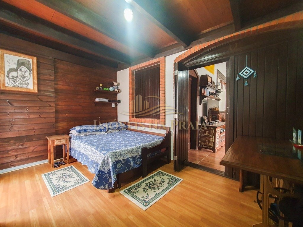 Foto 37 — Casa 4 Dormitório(s) Bairro Centro