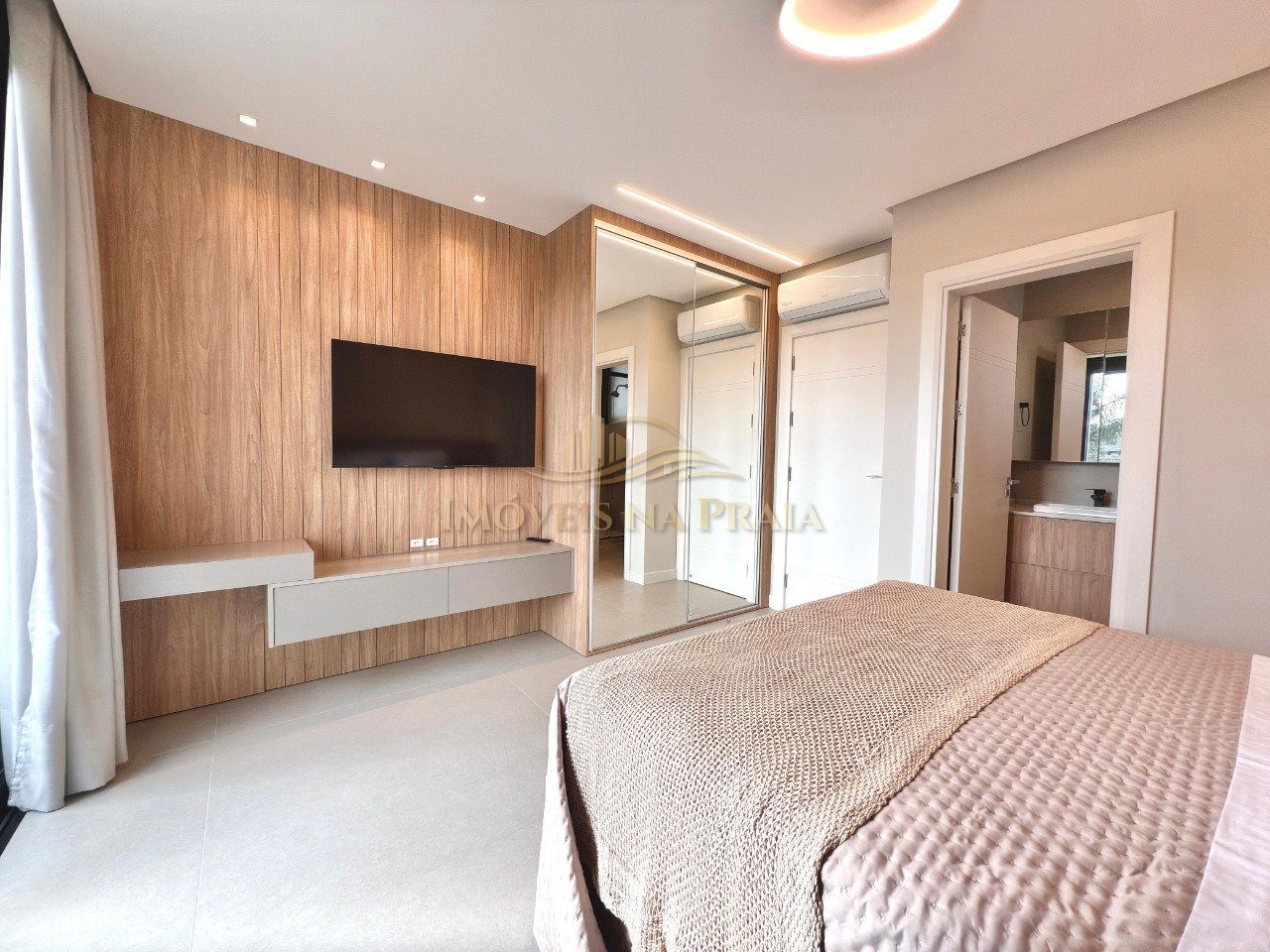 Foto 38 — Casa em Condomínio 6 Dormitório(s) Bairro Enseada