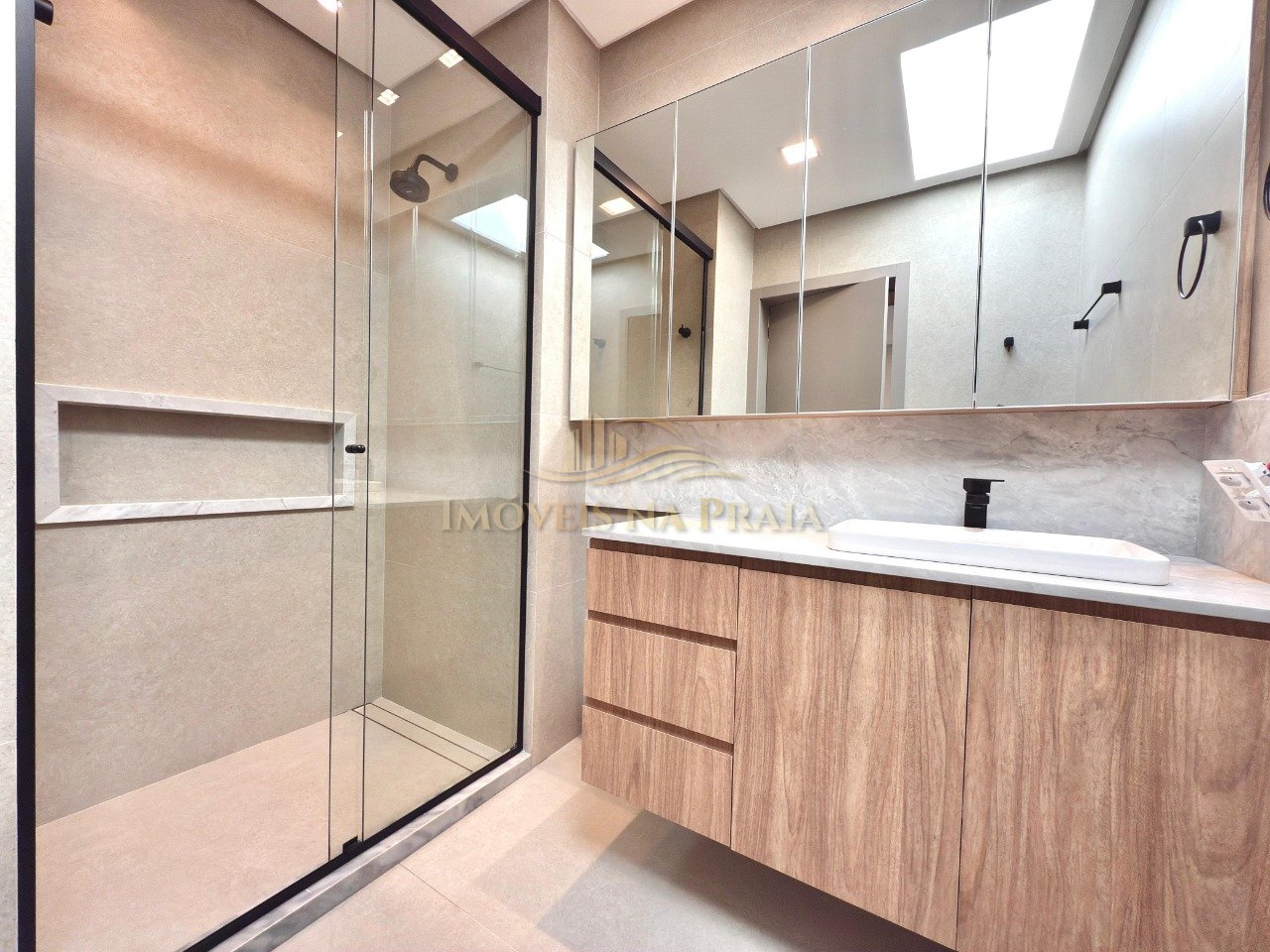 Foto 55 — Casa em Condomínio 6 Dormitório(s) Bairro Enseada