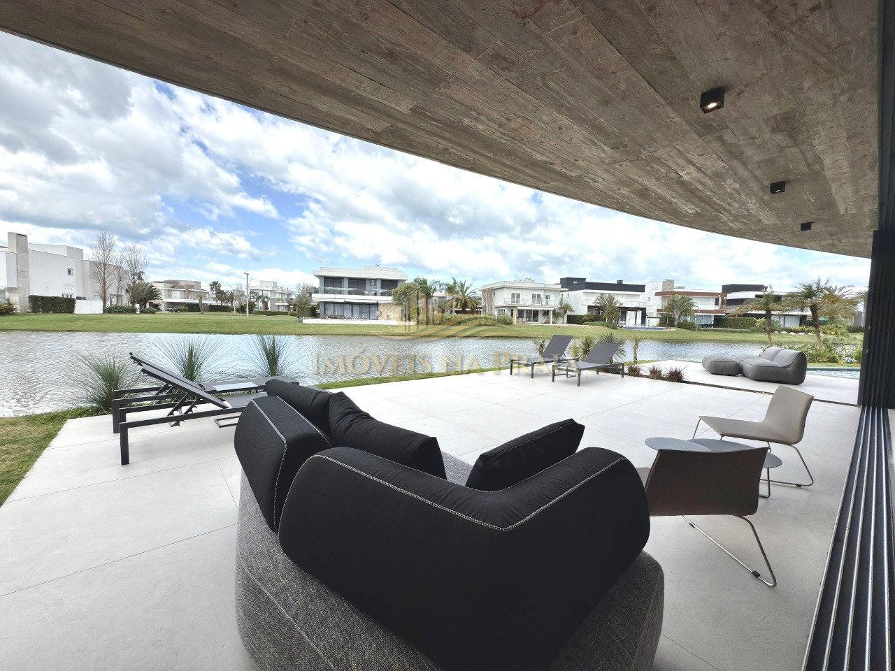 Foto 27 — Casa em Condomínio 6 Dormitório(s) Bairro Enseada