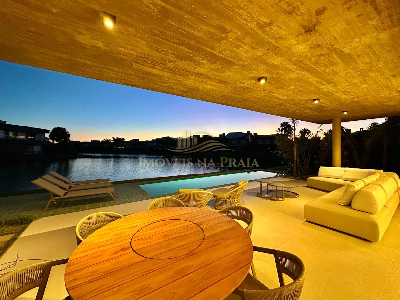 Foto 40 — Casa em Condomínio 6 Dormitório(s) Bairro Enseada