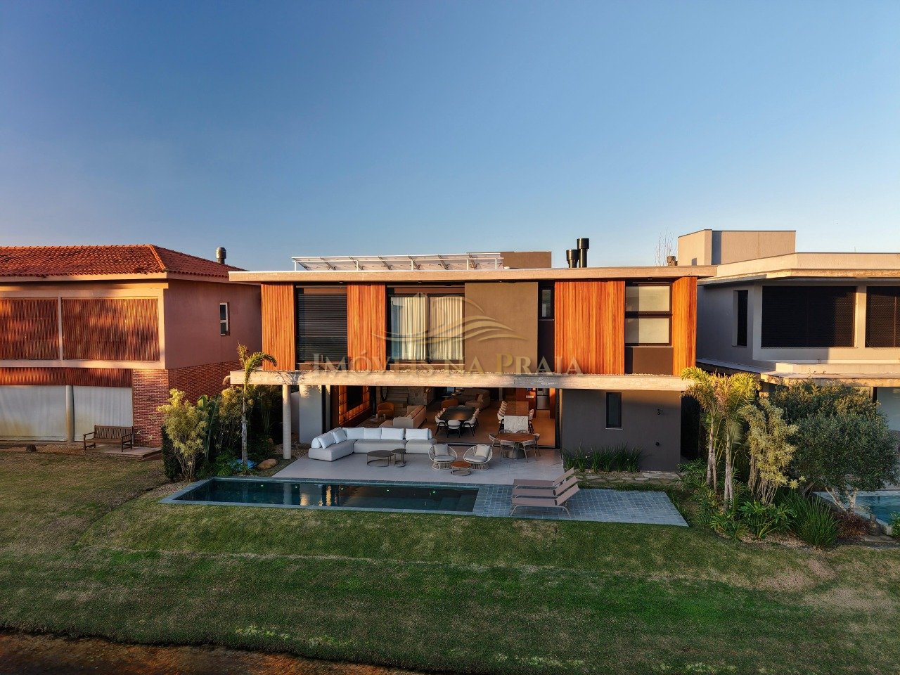 Foto 20 — Casa em Condomínio 6 Dormitório(s) Bairro Enseada