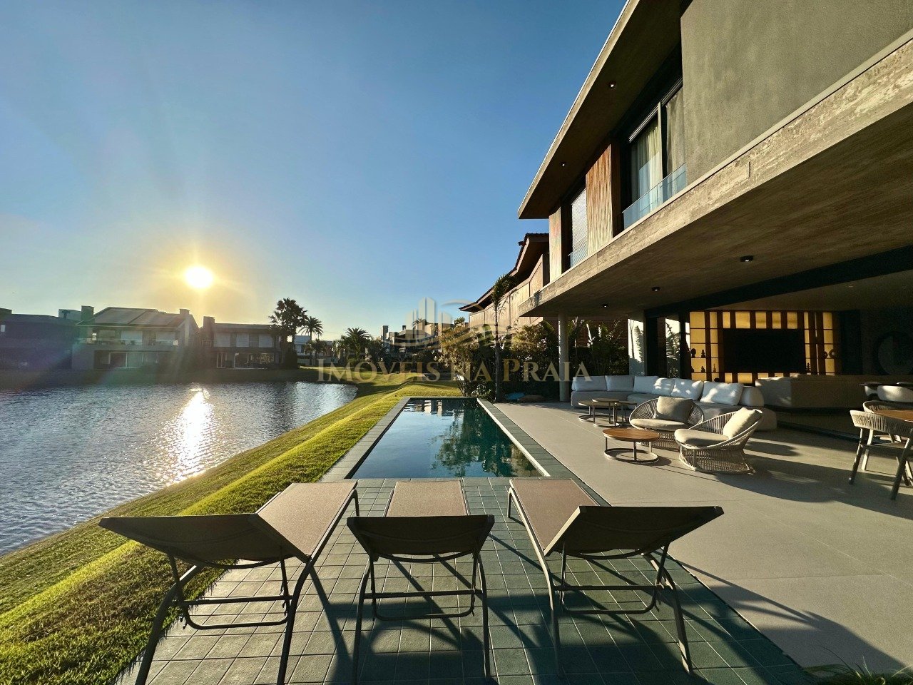 Foto 18 — Casa em Condomínio 6 Dormitório(s) Bairro Enseada