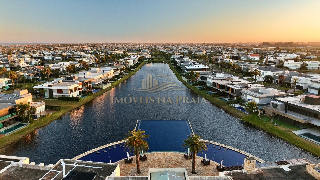 Foto 30 — Casa em Condomínio 6 Dormitório(s) Bairro Enseada