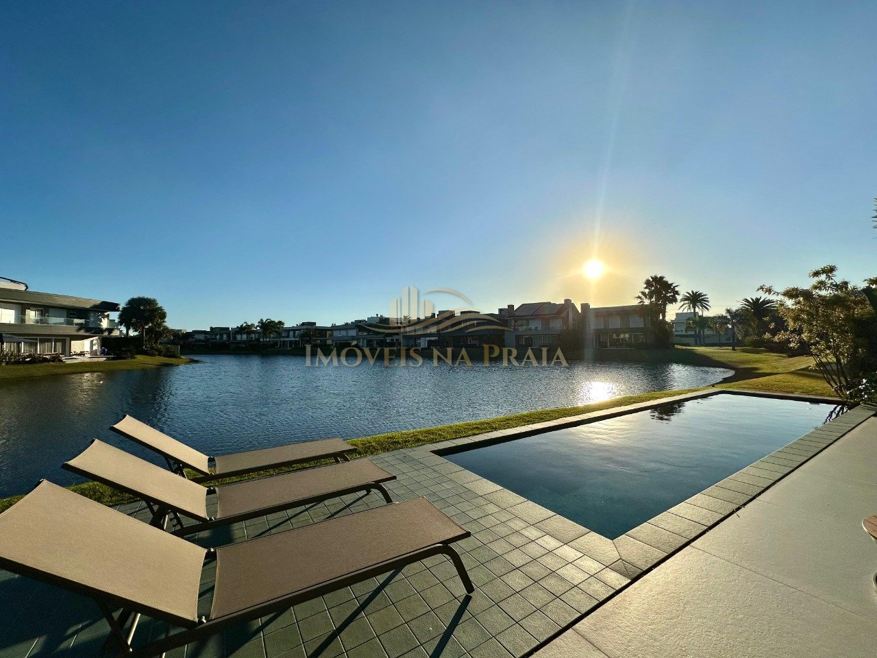 Foto 19 — Casa em Condomínio 6 Dormitório(s) Bairro Enseada