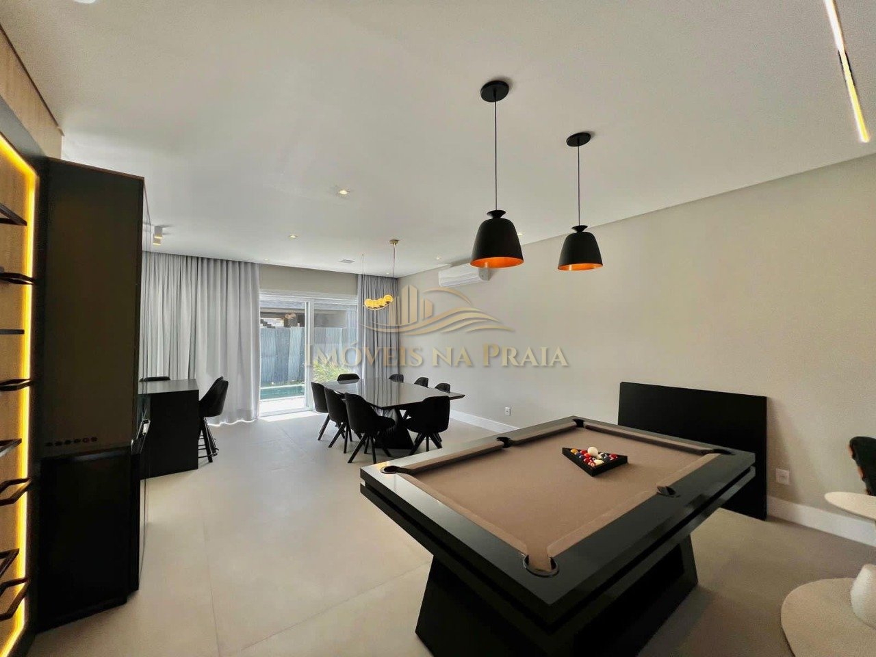 Foto 13 — Casa em Condomínio 5 Dormitório(s) Bairro Sunset