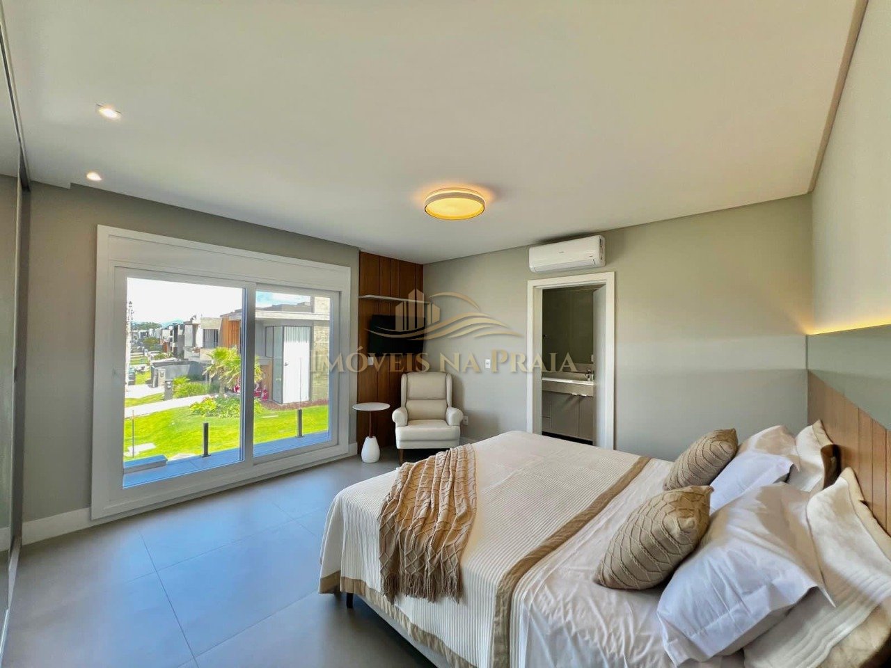 Foto 12 — Casa em Condomínio 5 Dormitório(s) Bairro Sunset