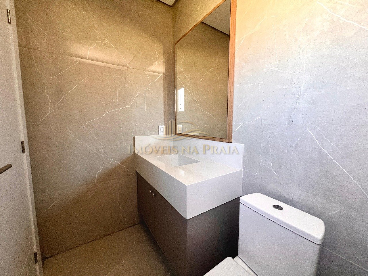 Foto 15 — Casa em Condomínio 4 Dormitório(s) Bairro Sunset