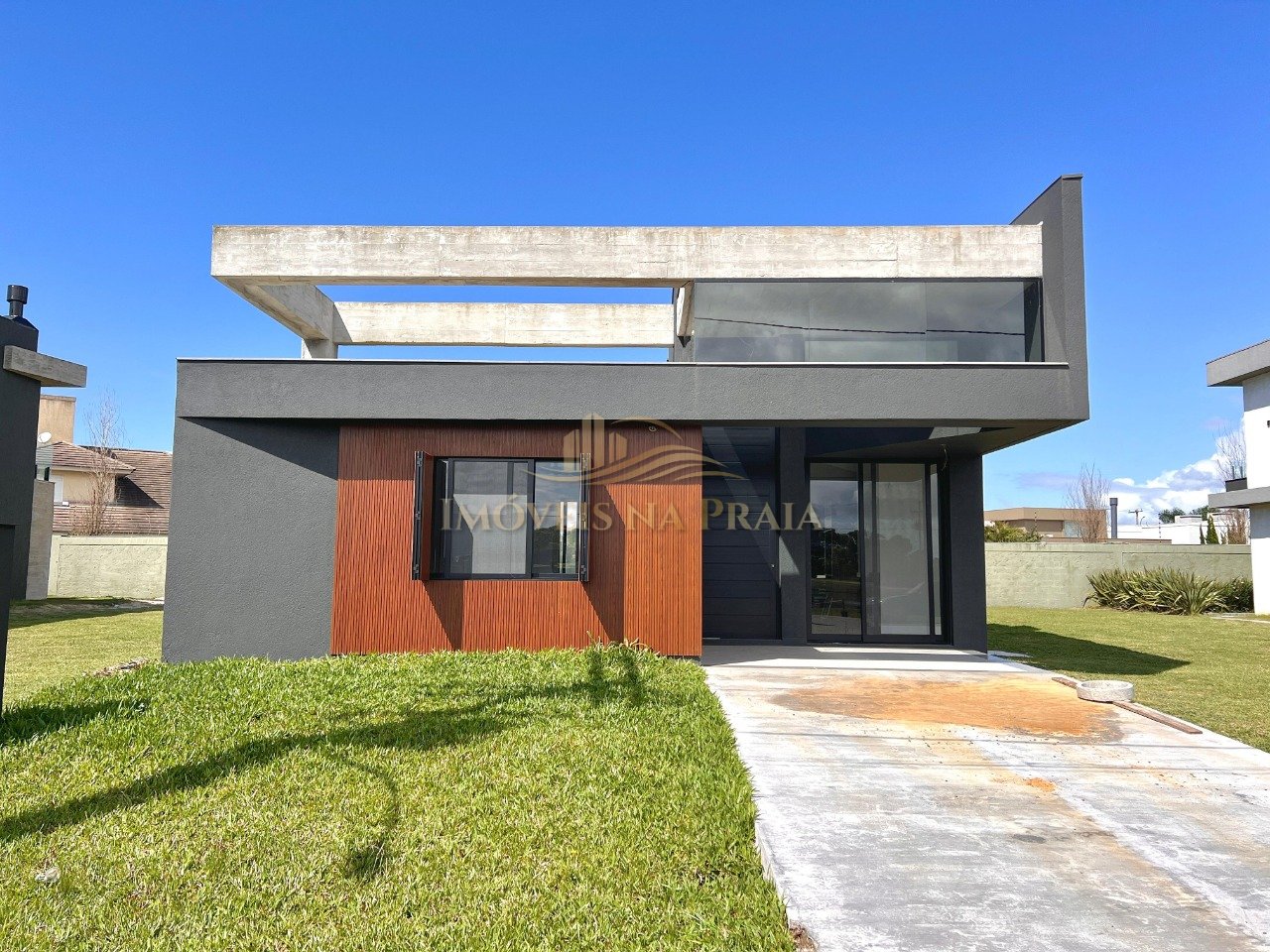 Casa em Condomínio 4 Dormitório(s) Bairro Sunset