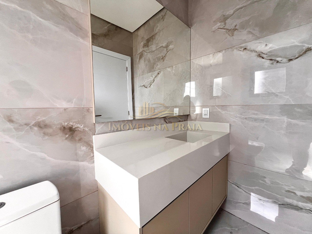 Foto 14 — Casa em Condomínio 4 Dormitório(s) Bairro Sunset