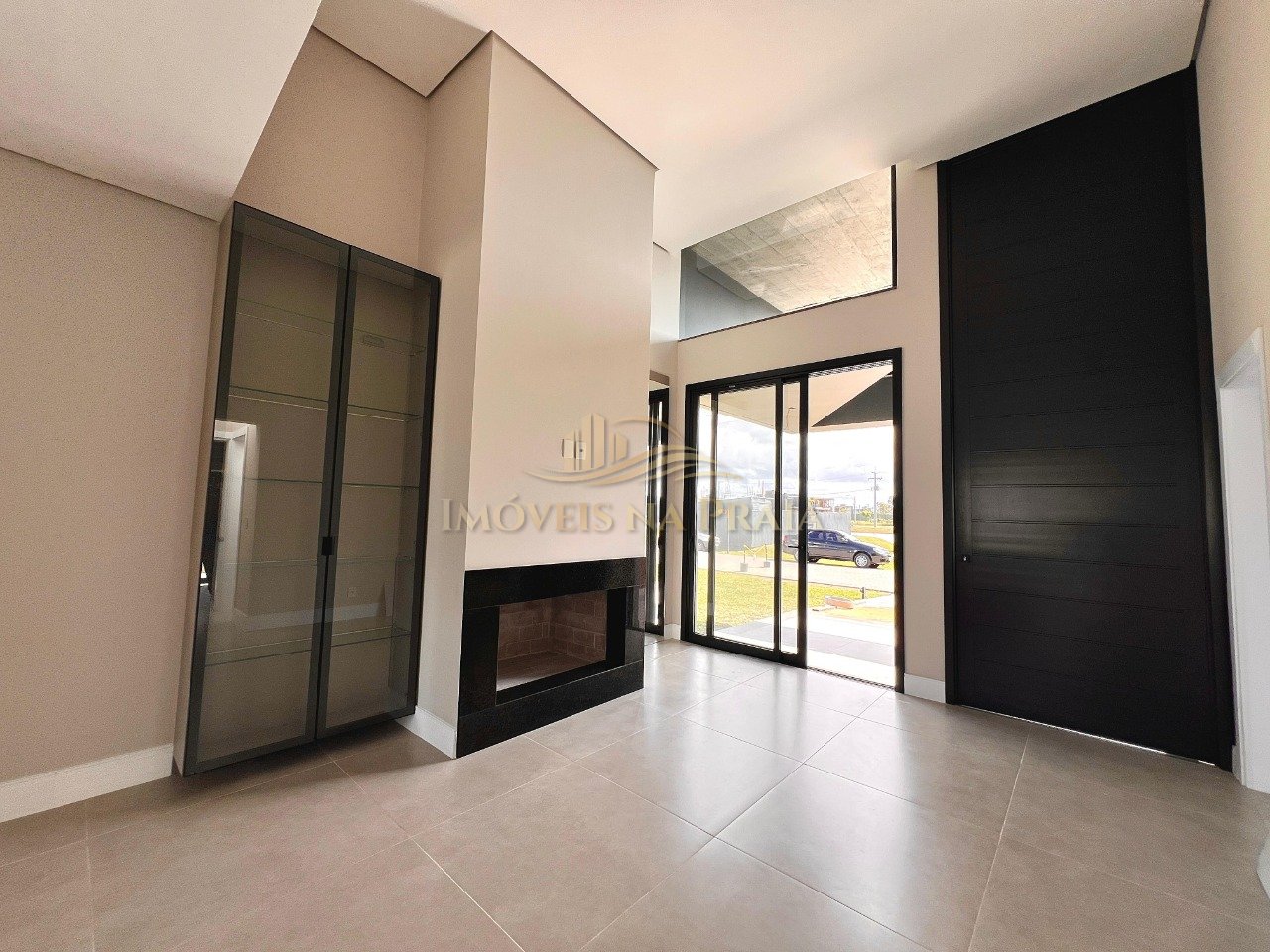 Foto 6 — Casa em Condomínio 4 Dormitório(s) Bairro Sunset