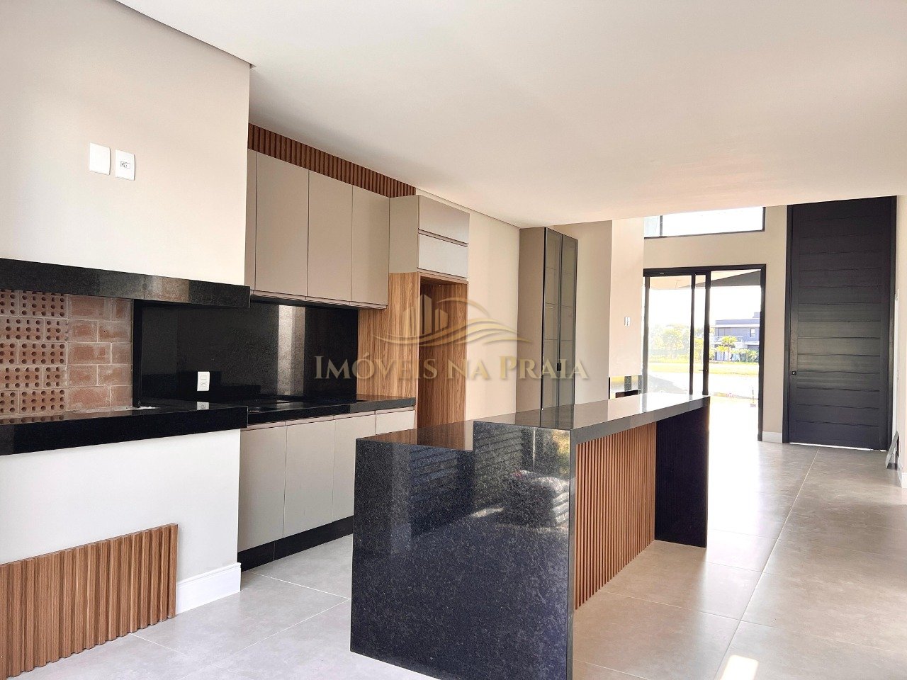 Foto 5 — Casa em Condomínio 4 Dormitório(s) Bairro Sunset