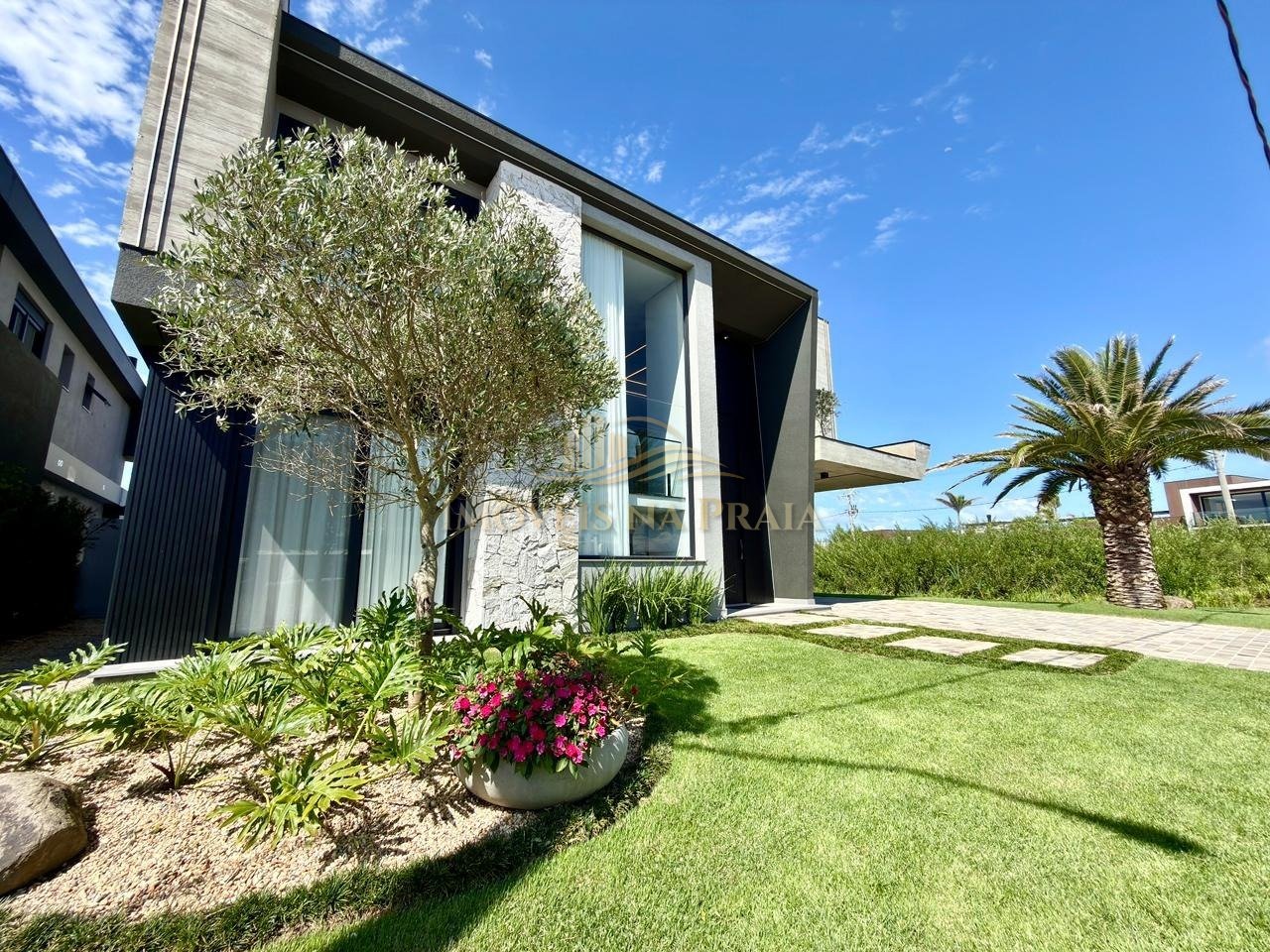 Foto 2 — Casa em Condomínio 5 Dormitório(s) Bairro Amare