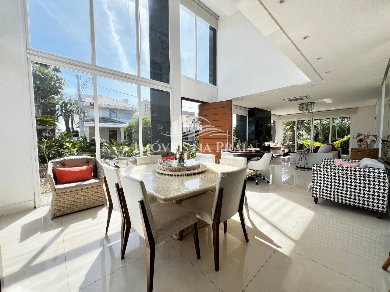 Foto 35 — Casa em Condomínio 4 dormitórios no bairro Acqualina Beach Village