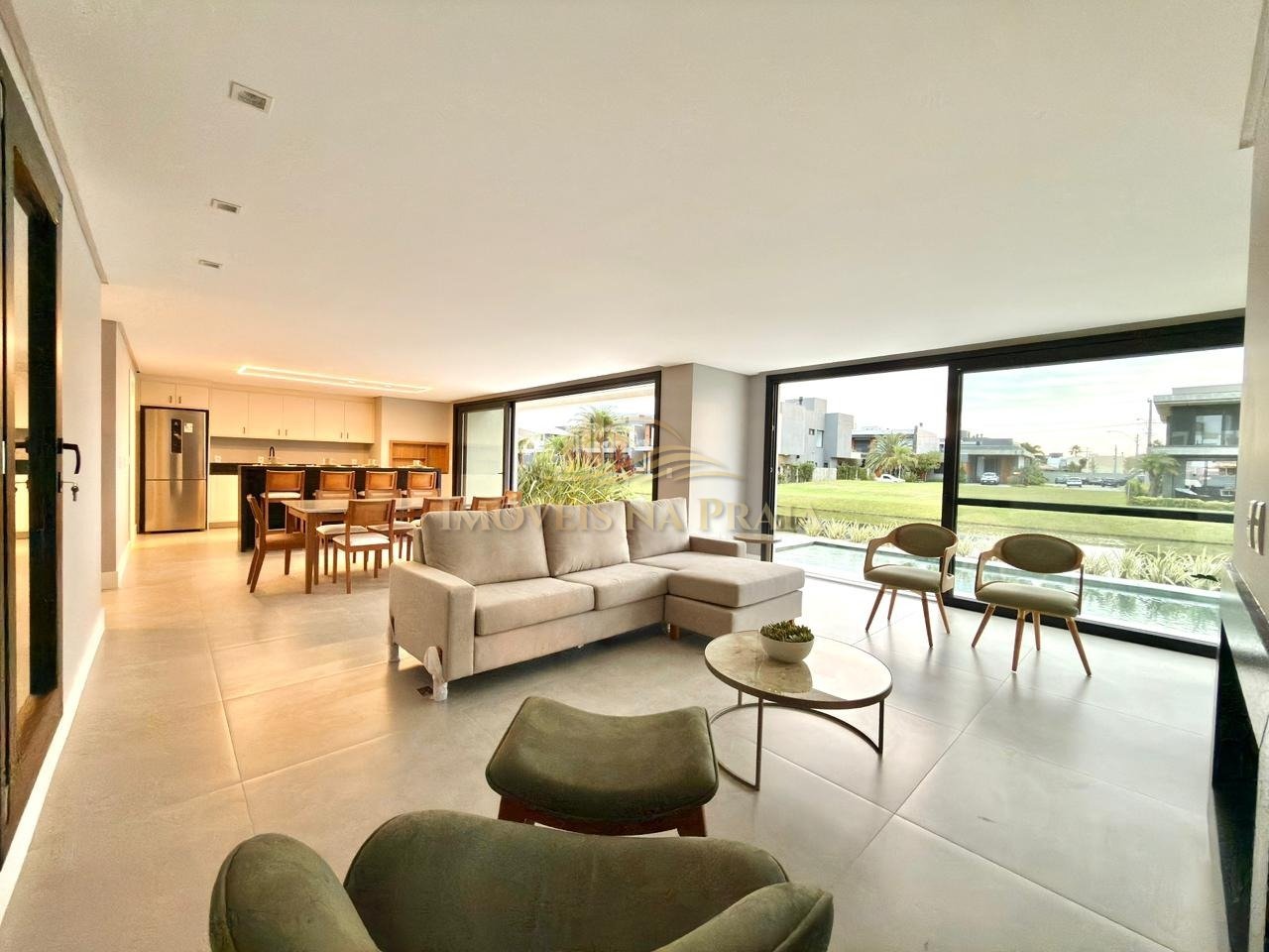 Foto 6 — Casa em Condomínio 4 Dormitório(s) Bairro Sunset