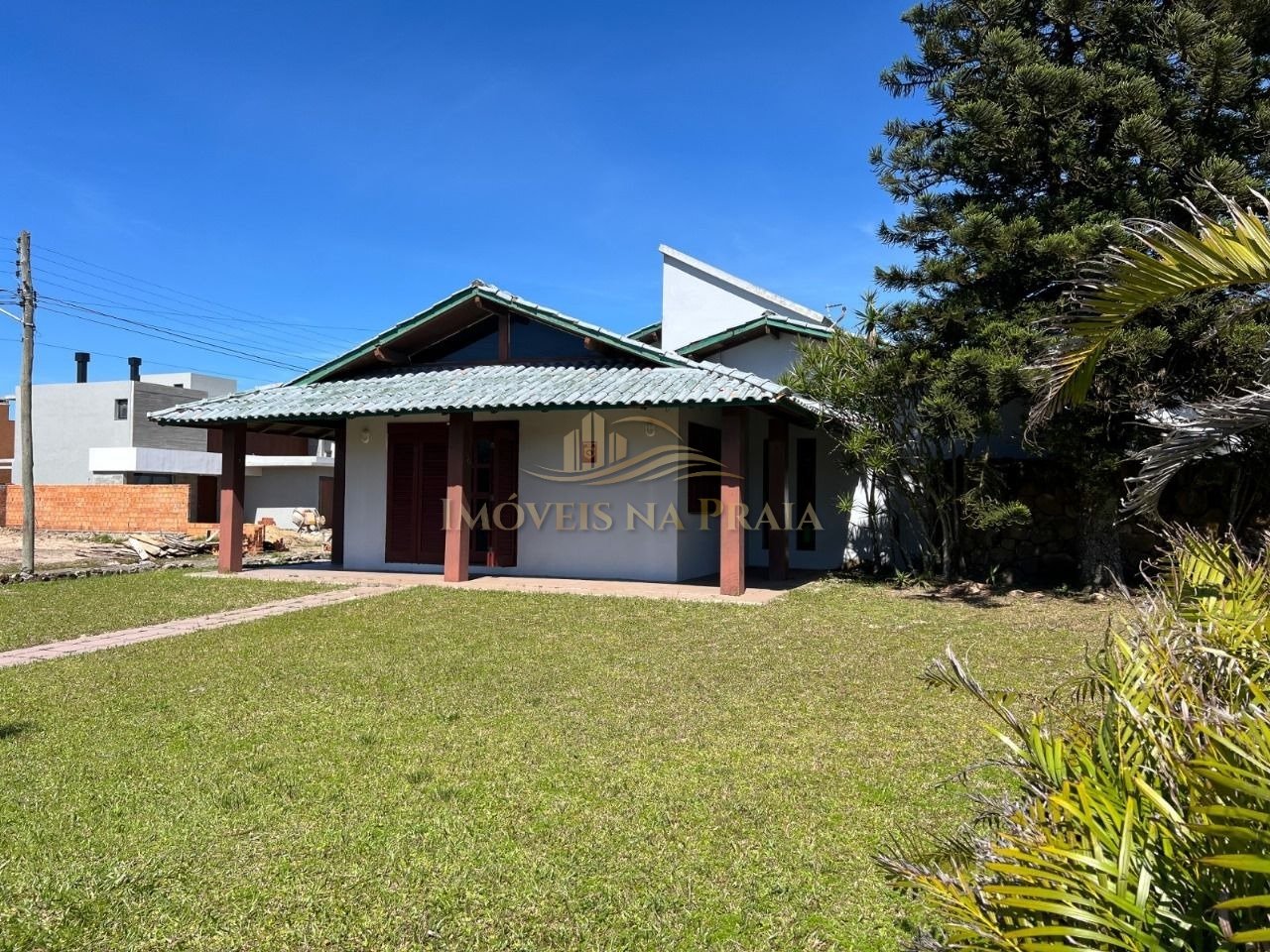 Casa 3 dormitórios no bairro Remanso