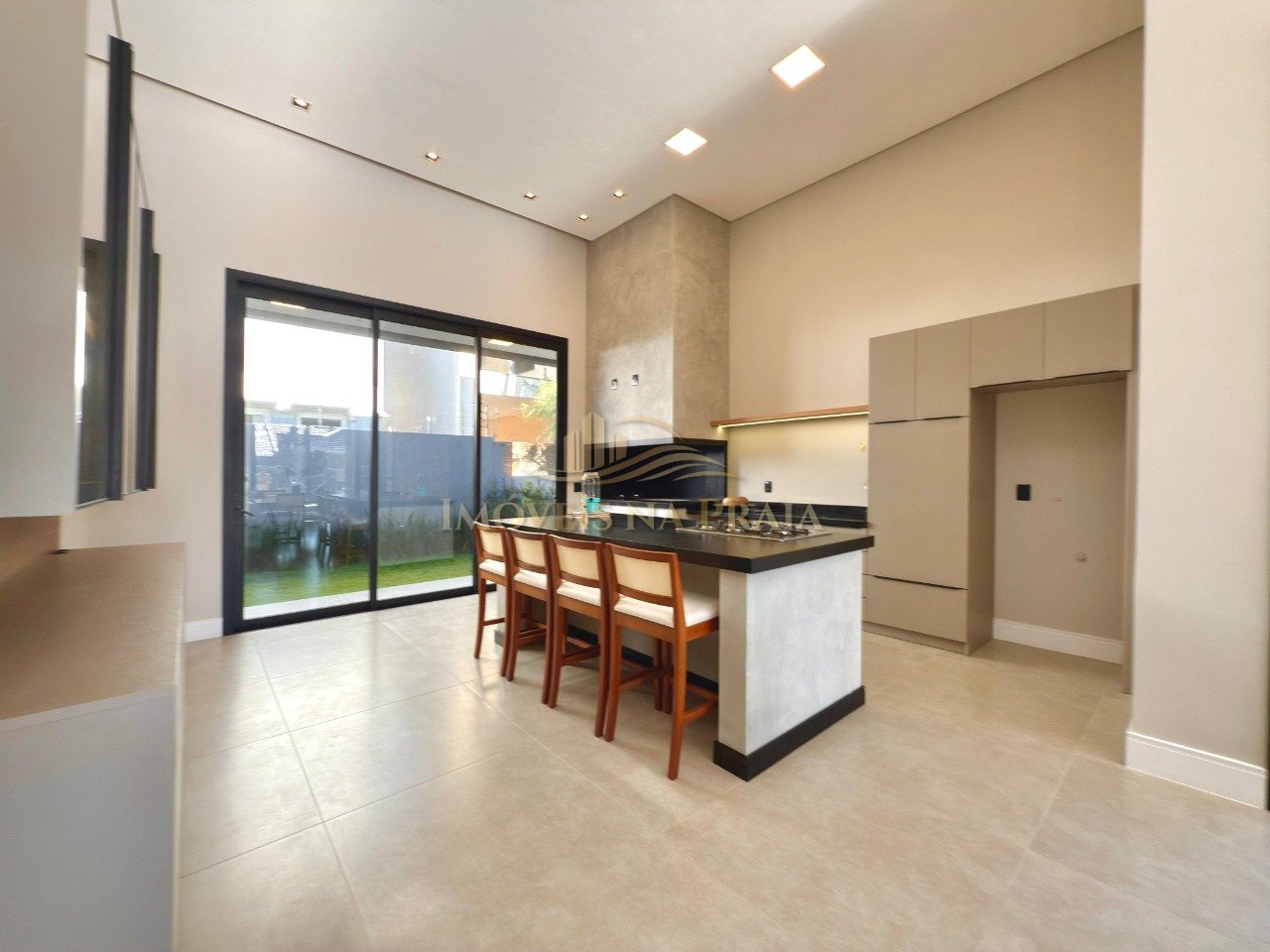 Foto 8 — Casa 4 dormitórios no bairro Noiva do Mar